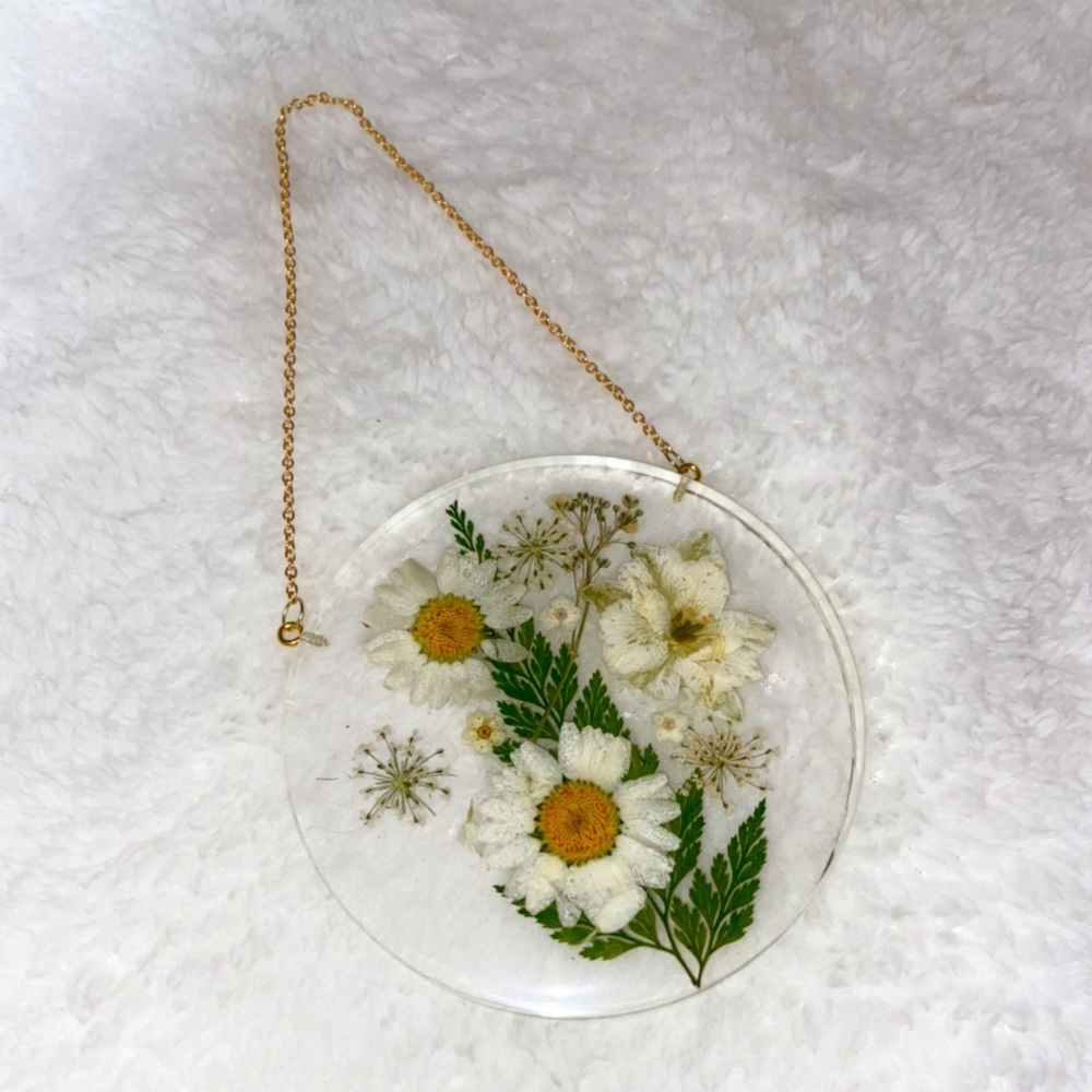 Handmade Persoalized Resin Wall Hanging - Picture 4 of 8
